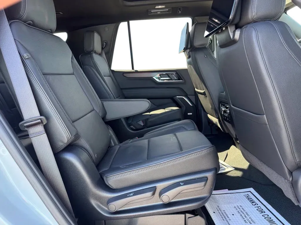 GMC Yukon photo 16