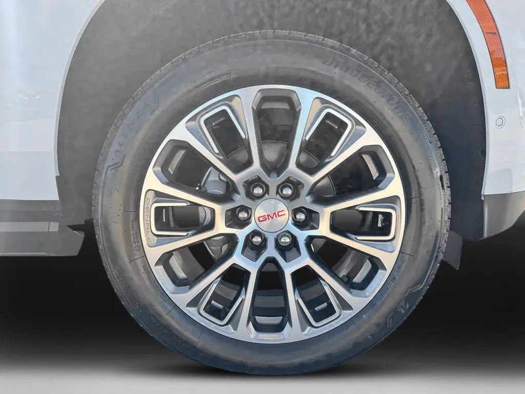 GMC Yukon photo 33