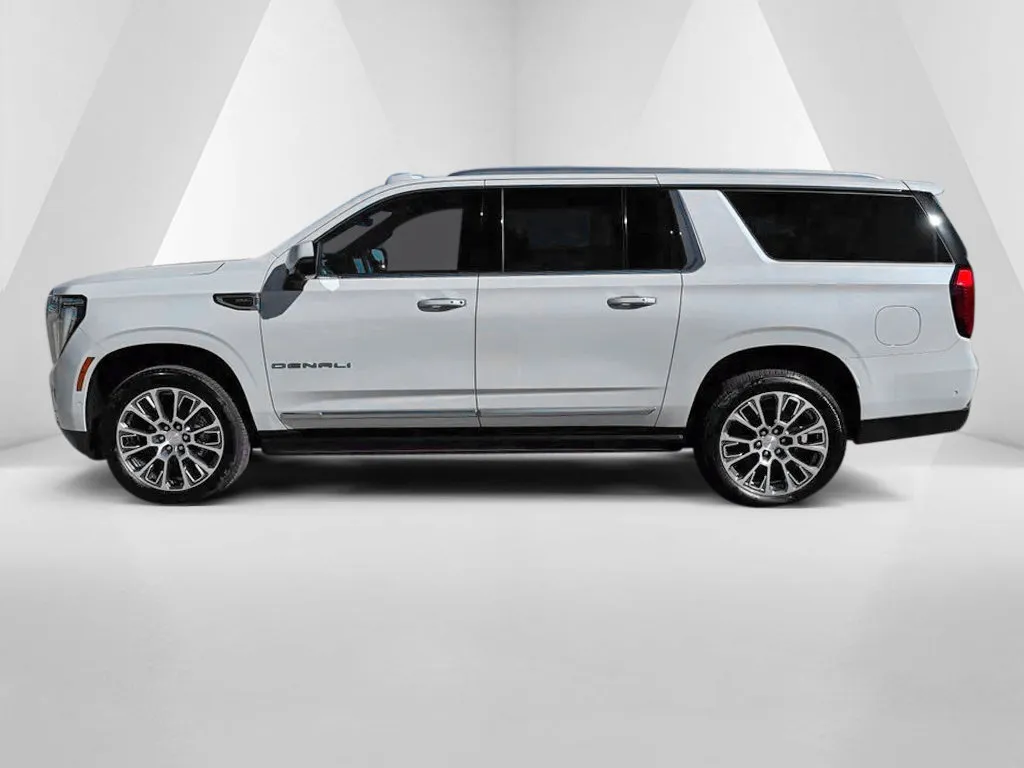 GMC Yukon XL photo 4