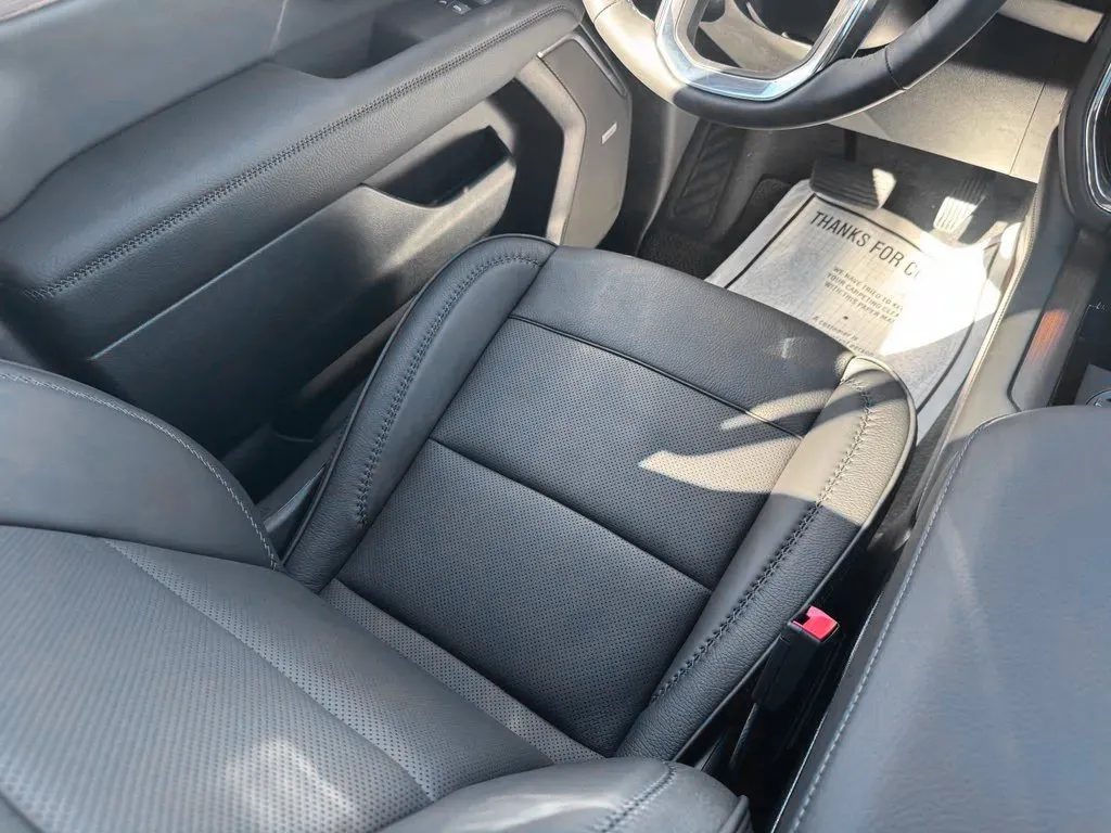 GMC Yukon XL photo 25