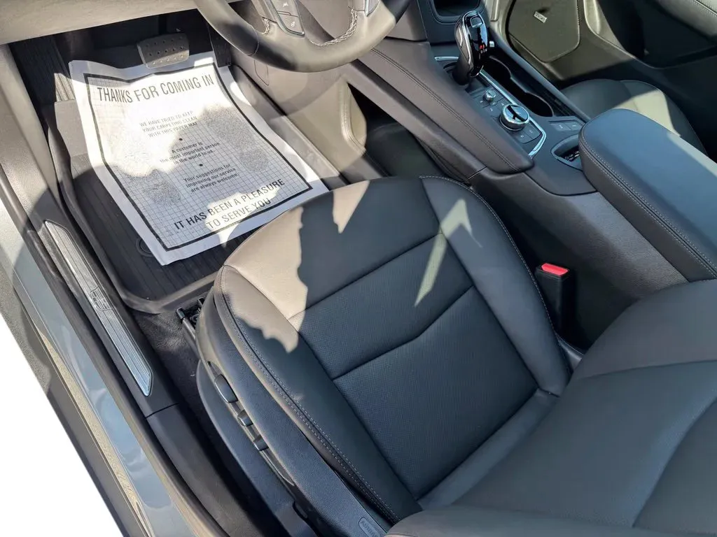 Cadillac XT5 photo 10