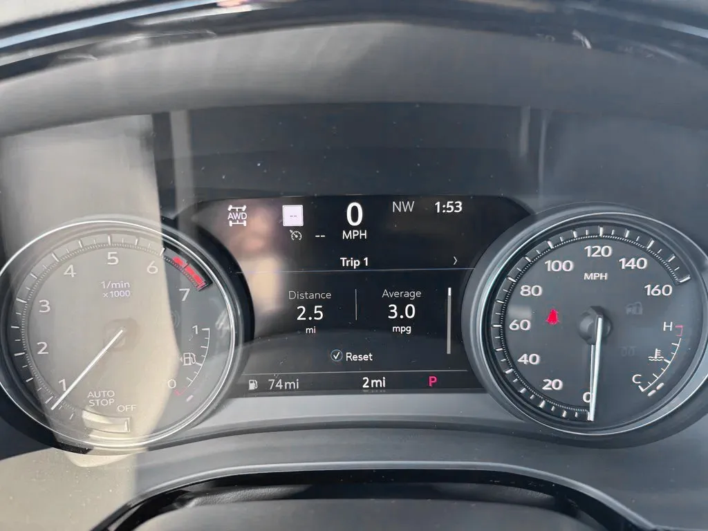 Cadillac XT5 photo 25