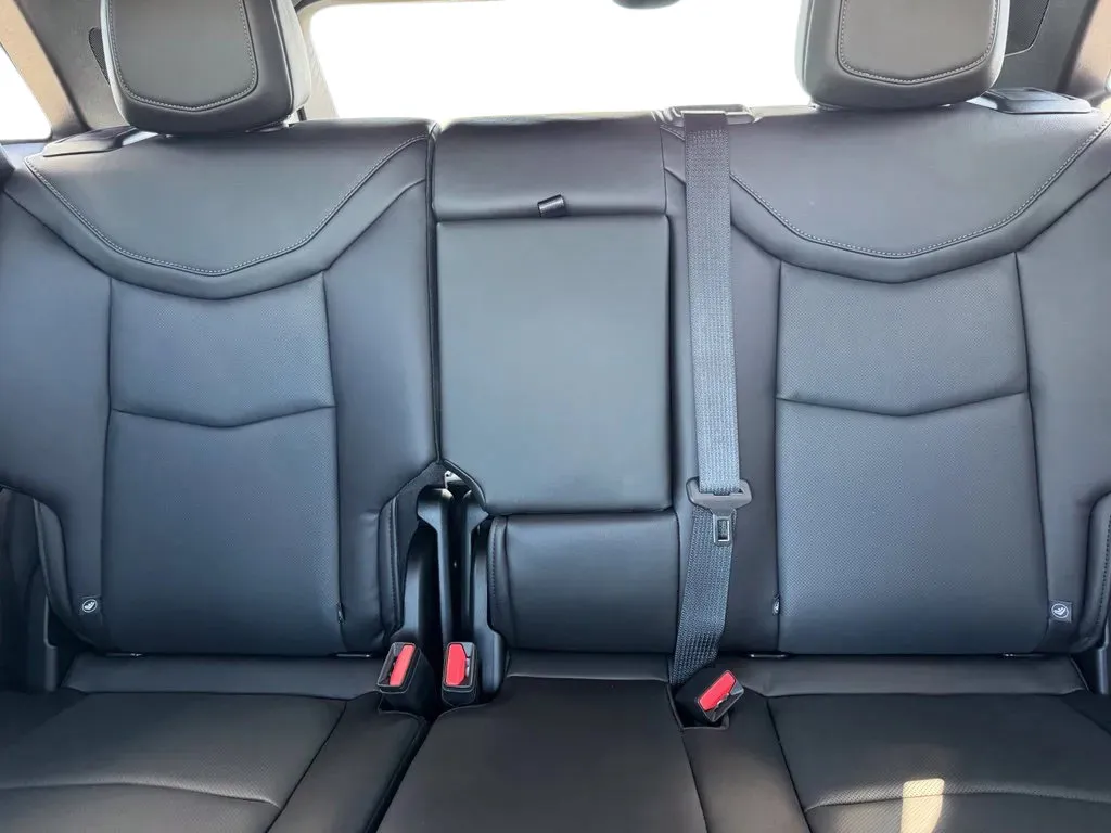 Cadillac XT5 photo 19