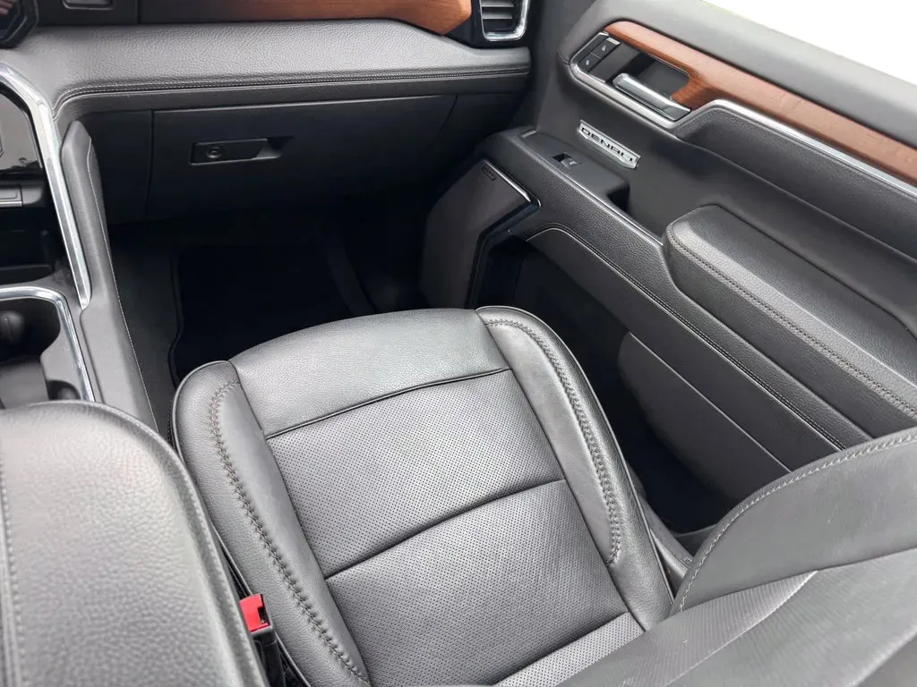 GMC Sierra photo 22