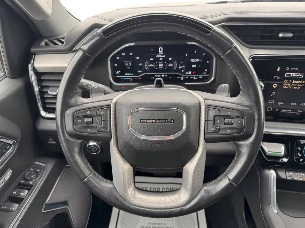 GMC Sierra photo 25