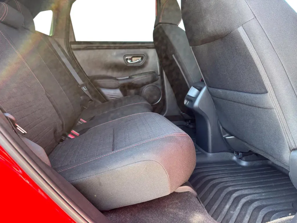 Honda HR-V photo 16