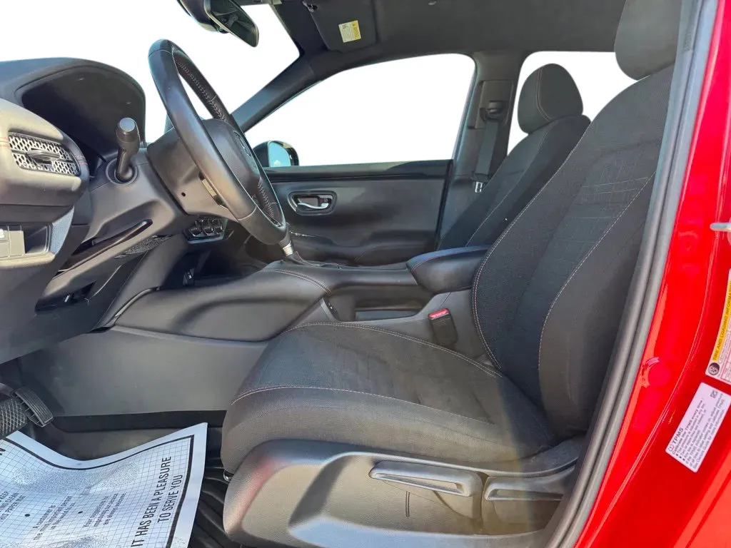 Honda HR-V photo 9
