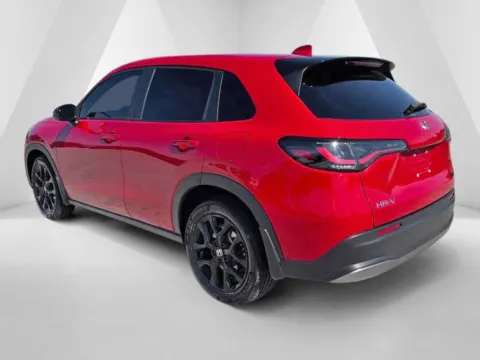 More photos of 2025 Honda HR-V Sport at Braden Cadillac GMC, OH