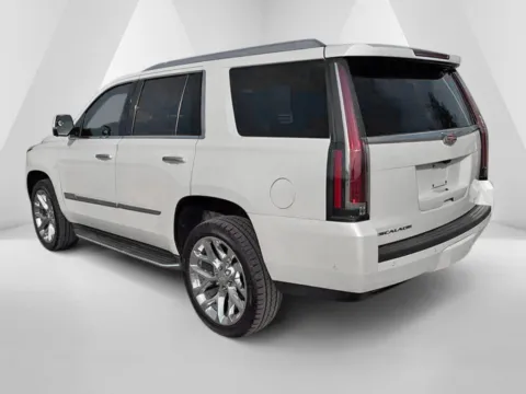 More photos of 2018 Cadillac Escalade Luxury at Braden Cadillac GMC, OH