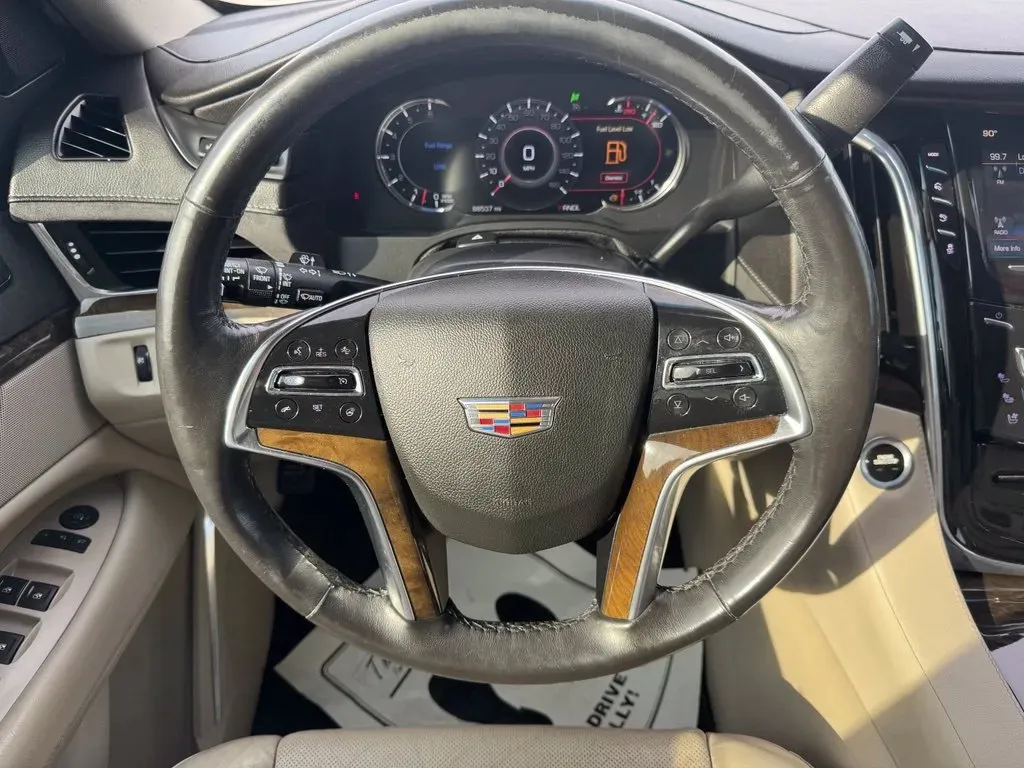 Cadillac Escalade photo 26