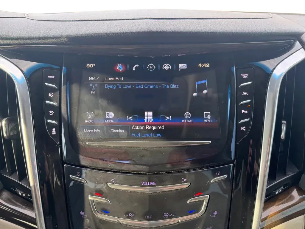 Cadillac Escalade photo 31