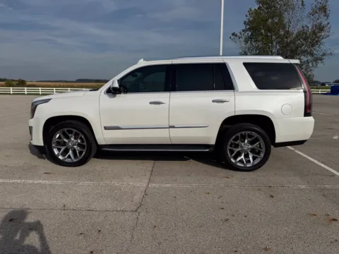 More photos of 2018 Cadillac Escalade Luxury at Braden Cadillac GMC, OH