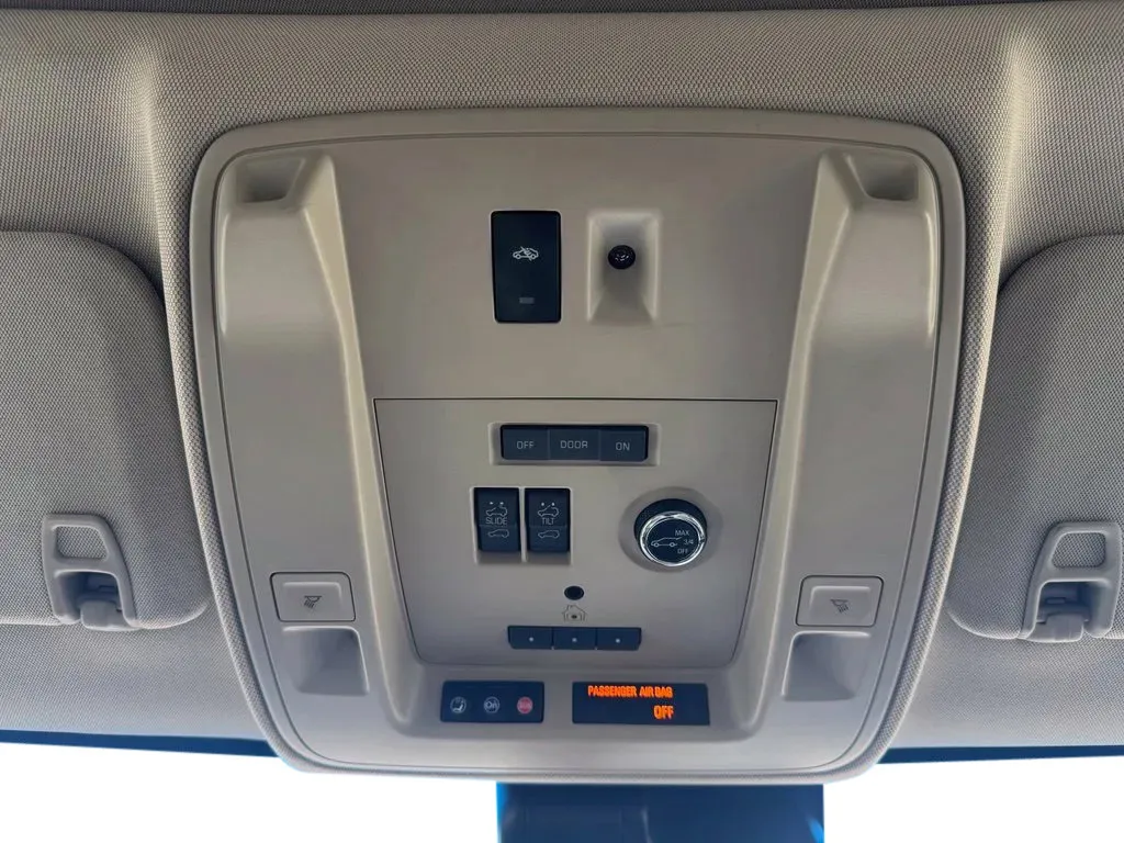 Cadillac Escalade photo 32