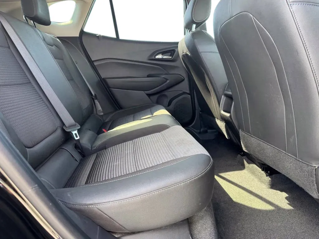Chevrolet Trax photo 16