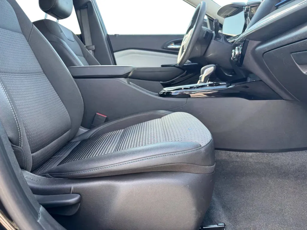Chevrolet Trax photo 13