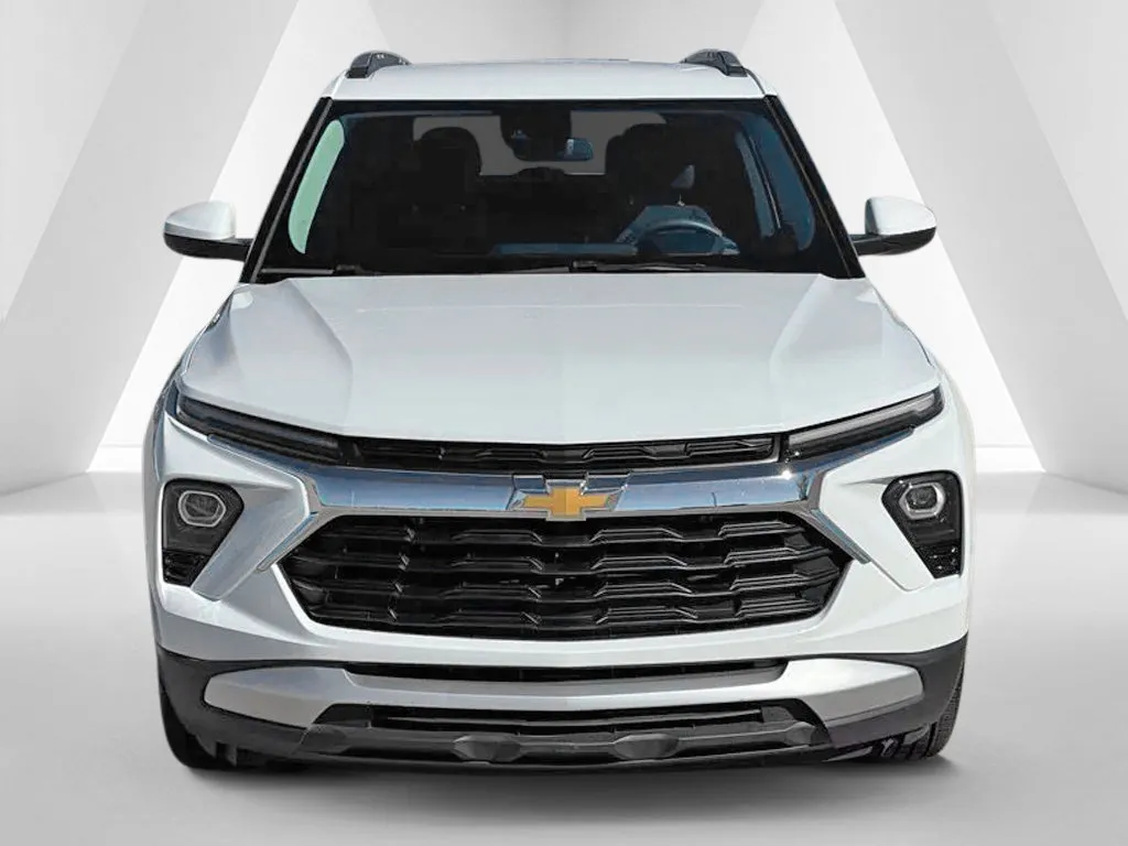 Chevrolet Trailblazer photo 2