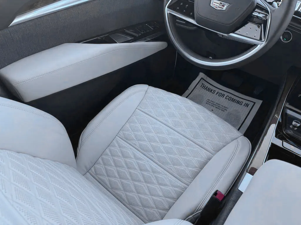 Cadillac Escalade photo 26