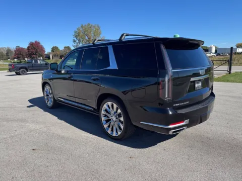 More photos of 2027 Cadillac Escalade Platinum Luxury at Braden Cadillac GMC, OH