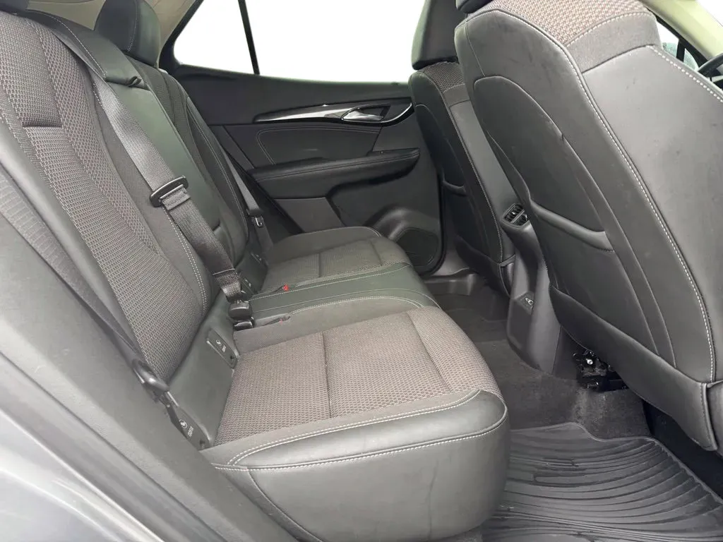 Buick Envision photo 16