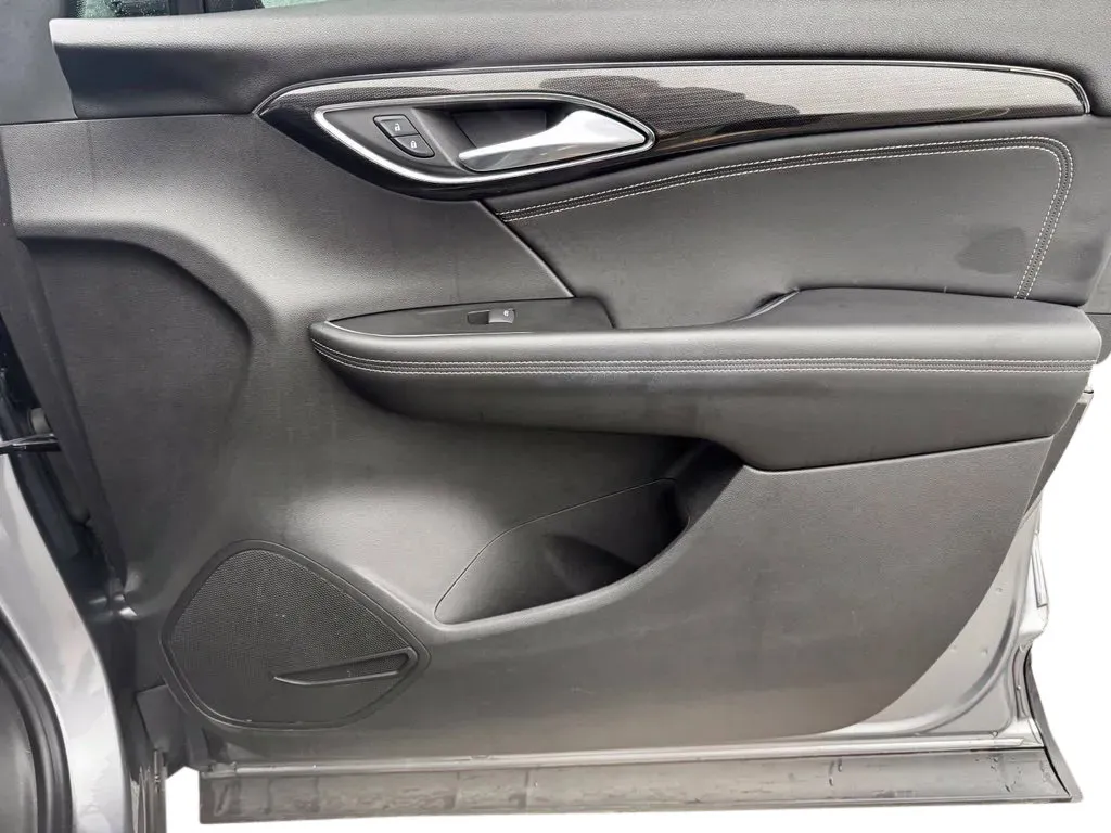 Buick Envision photo 15