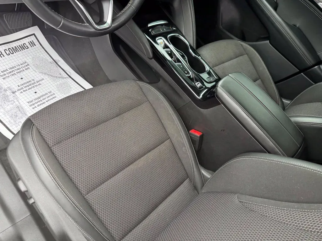 Buick Envision photo 10