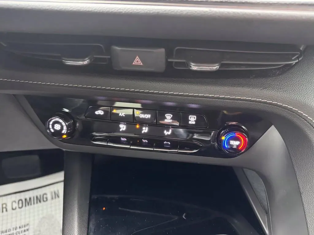 Buick Envision photo 26