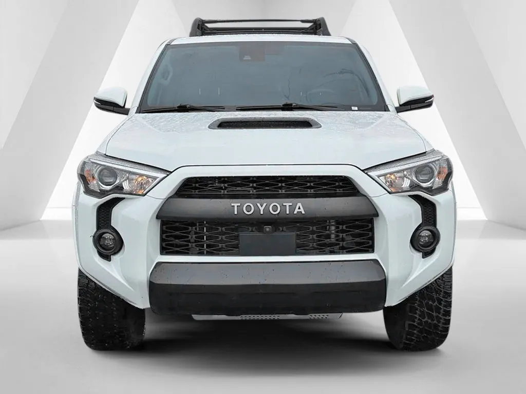 Toyota 4Runner photo 2