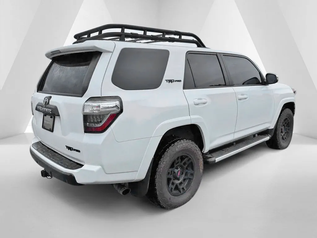 Toyota 4Runner photo 7
