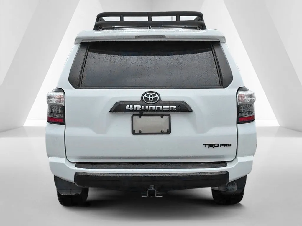 Toyota 4Runner photo 6