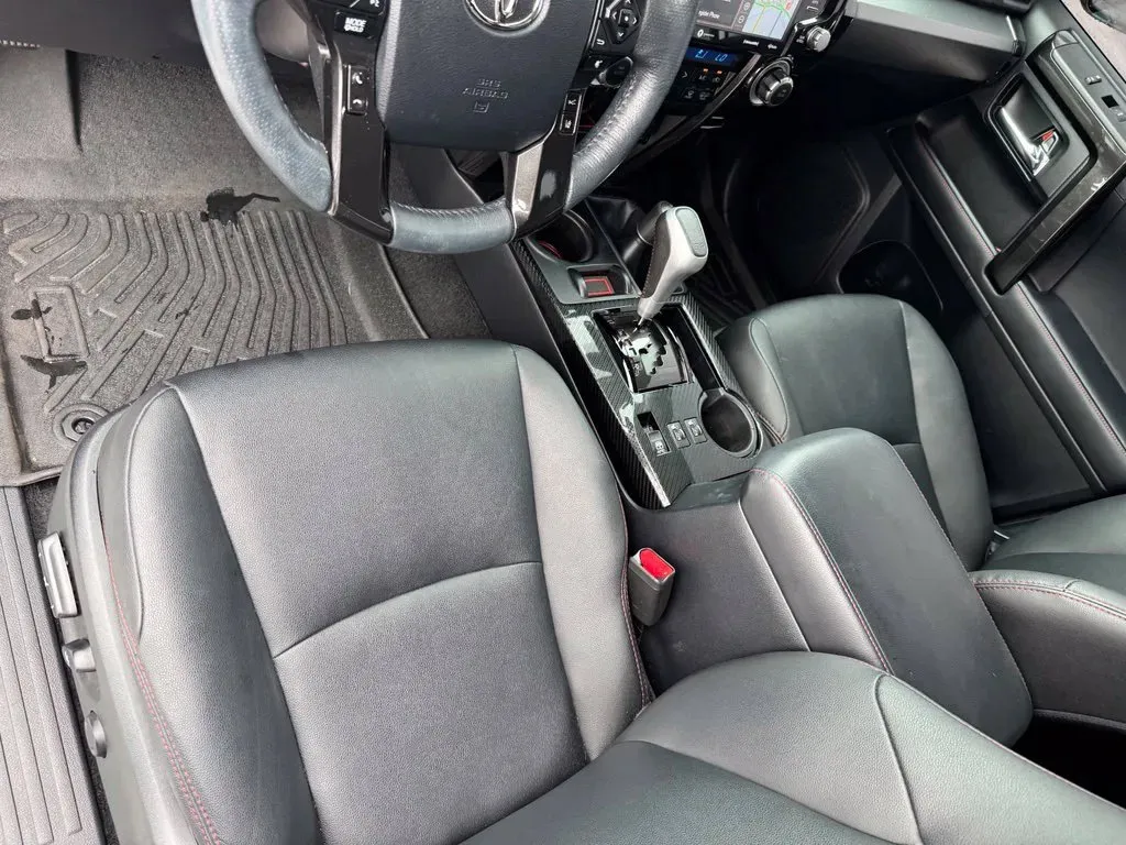 Toyota 4Runner photo 10