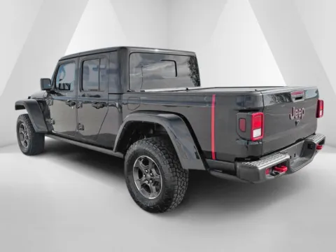 More photos of 2022 Jeep Gladiator Rubicon at Braden Cadillac GMC, OH
