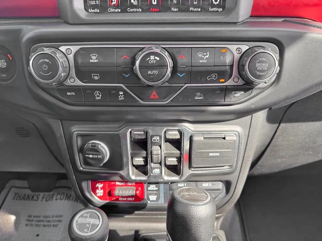 Jeep Gladiator photo 27