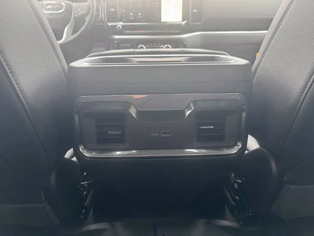 GMC Sierra photo 20