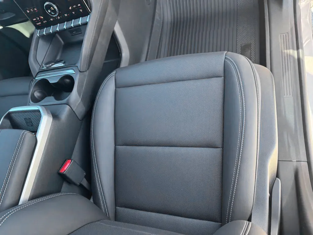 GMC Terrain photo 14