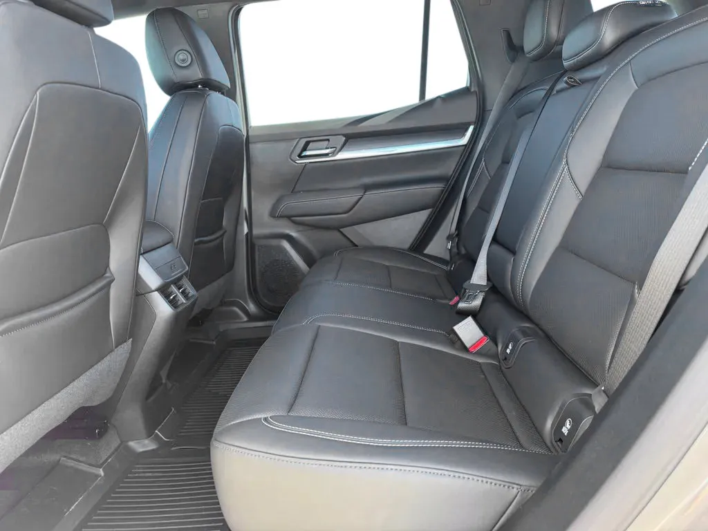 GMC Terrain photo 17