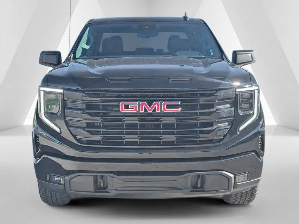 GMC Sierra photo 2