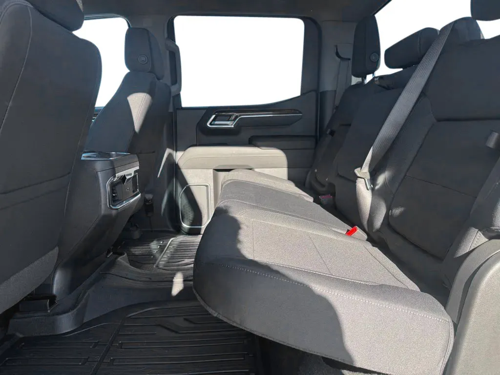 GMC Sierra photo 17
