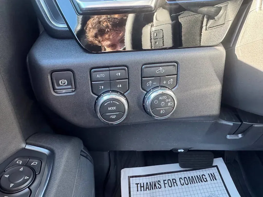GMC Sierra photo 23