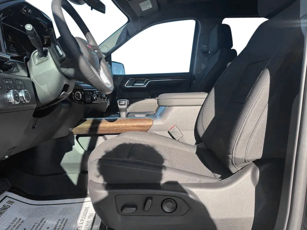 GMC Sierra photo 9