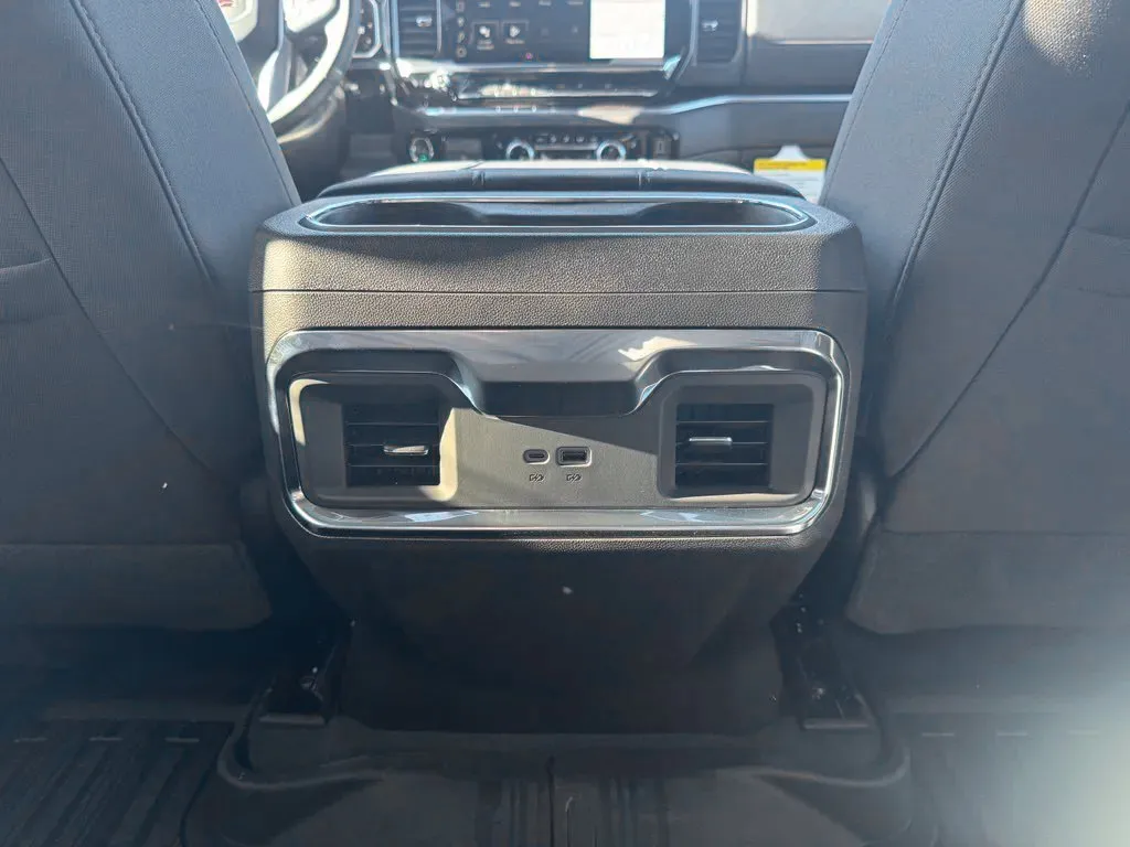 GMC Sierra photo 20