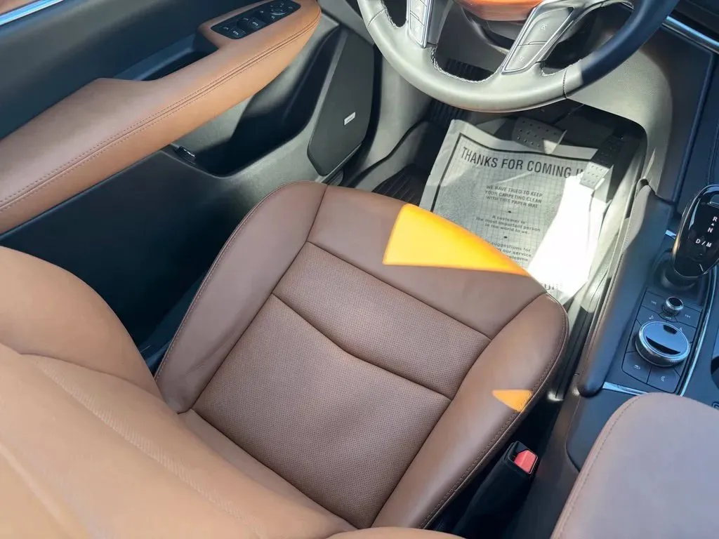 Cadillac XT5 photo 22