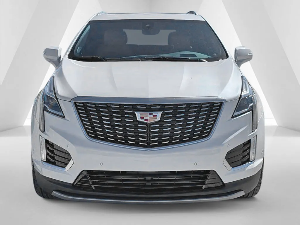 Cadillac XT5 photo 2