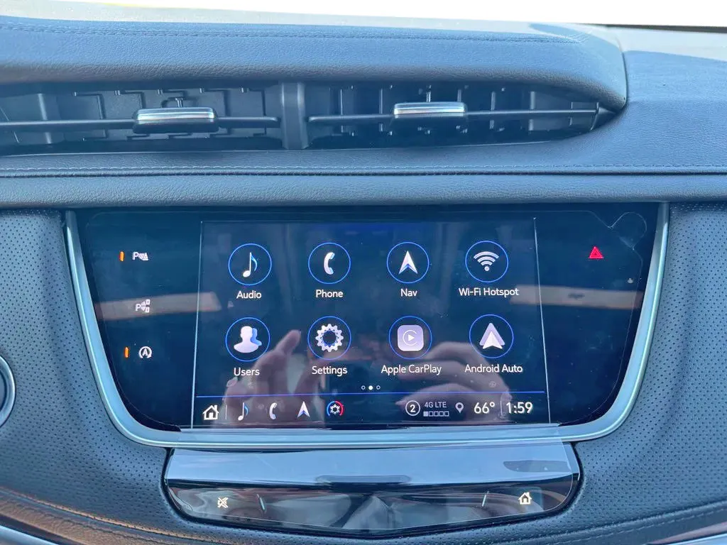 Cadillac XT5 photo 29