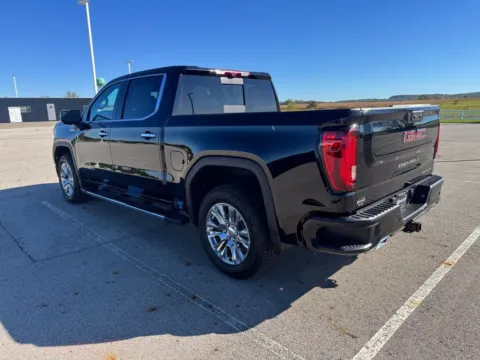 More photos of 2026 GMC Sierra 1500 Denali at Braden Cadillac GMC, OH