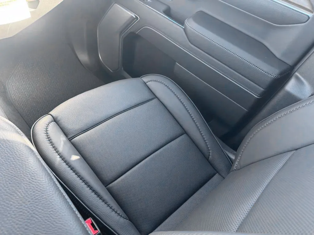 GMC Sierra photo 21