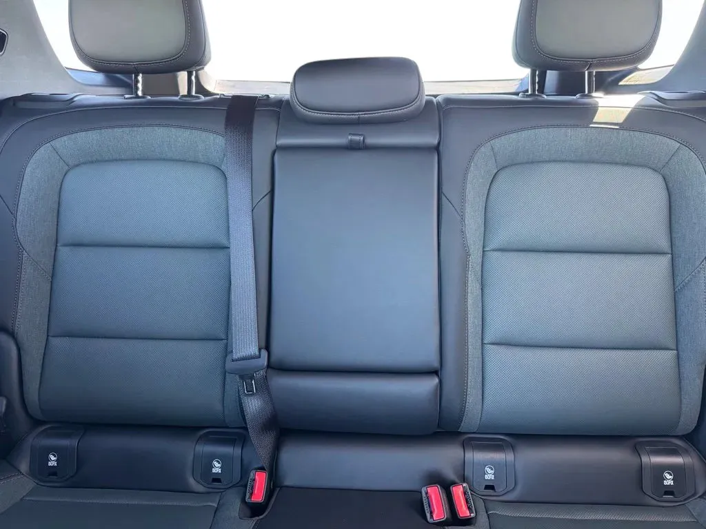 GMC Terrain photo 18