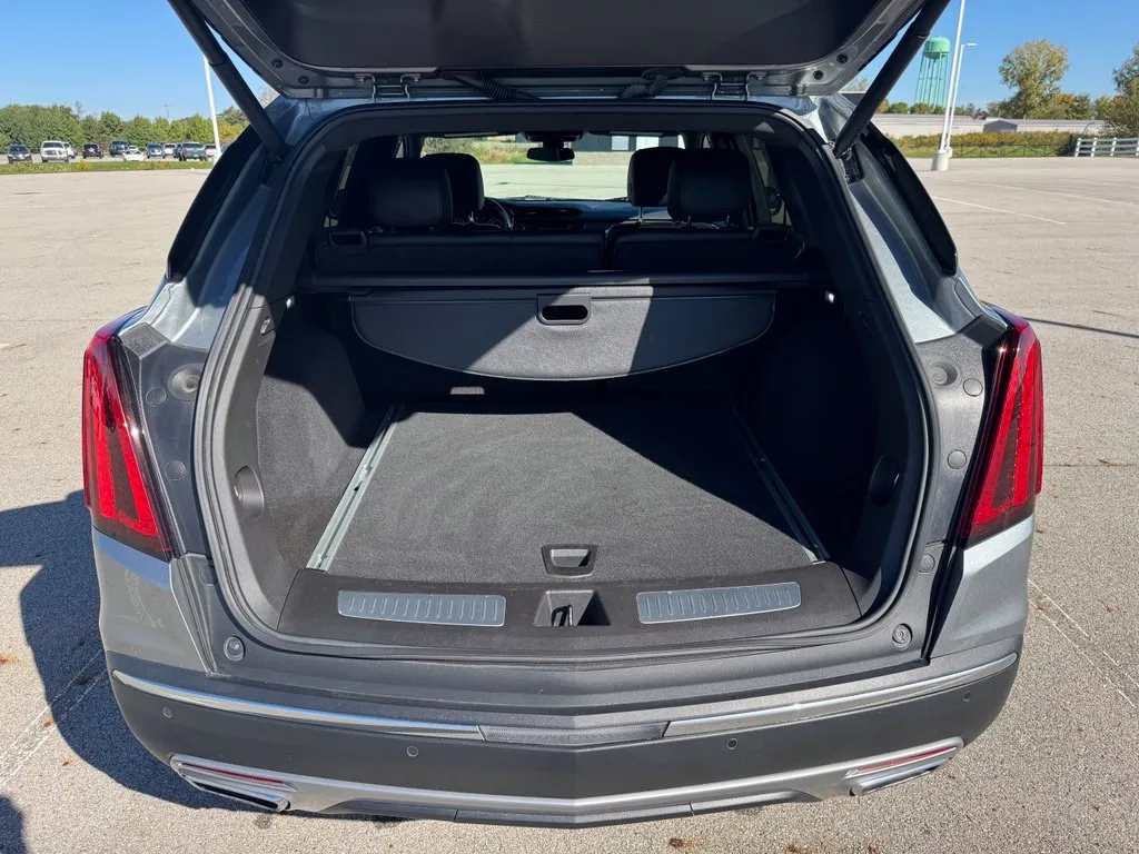 Cadillac XT5 photo 31