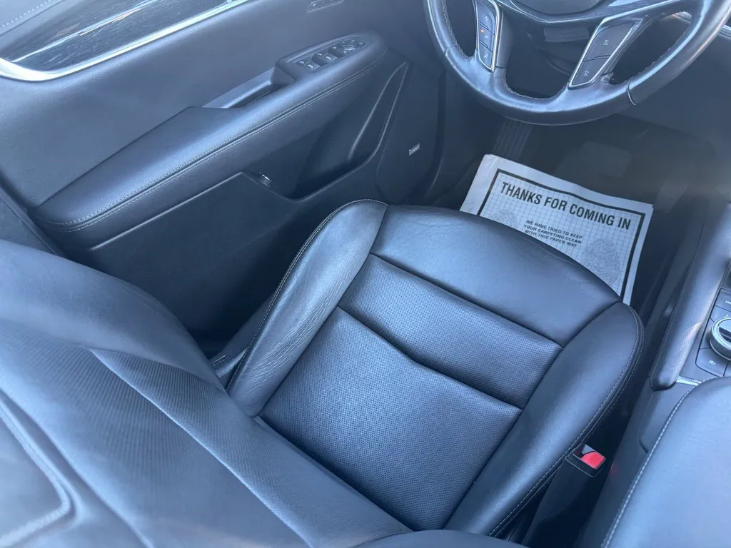 Cadillac XT5 photo 22