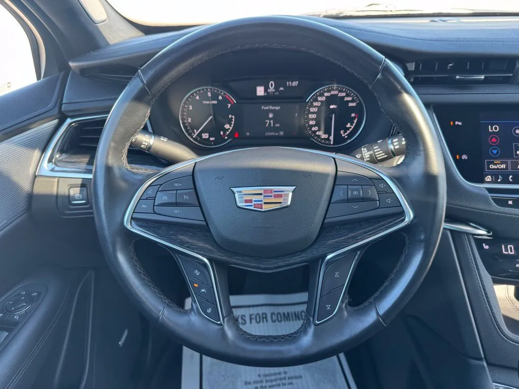Cadillac XT5 photo 24