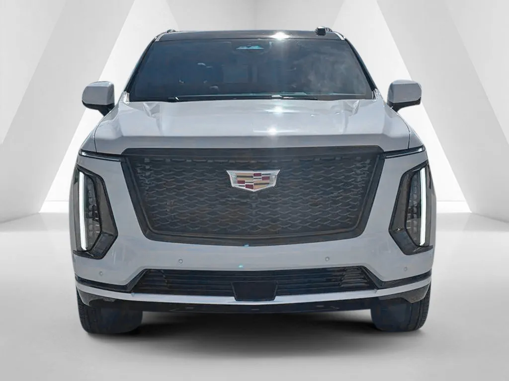 Cadillac Escalade photo 2